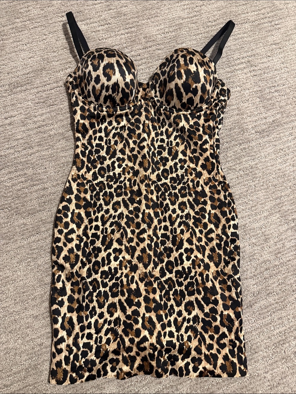 Victoria's Secret Leopard Power Figure Cupped Shaping Slip - Y2K - EUC - 34C